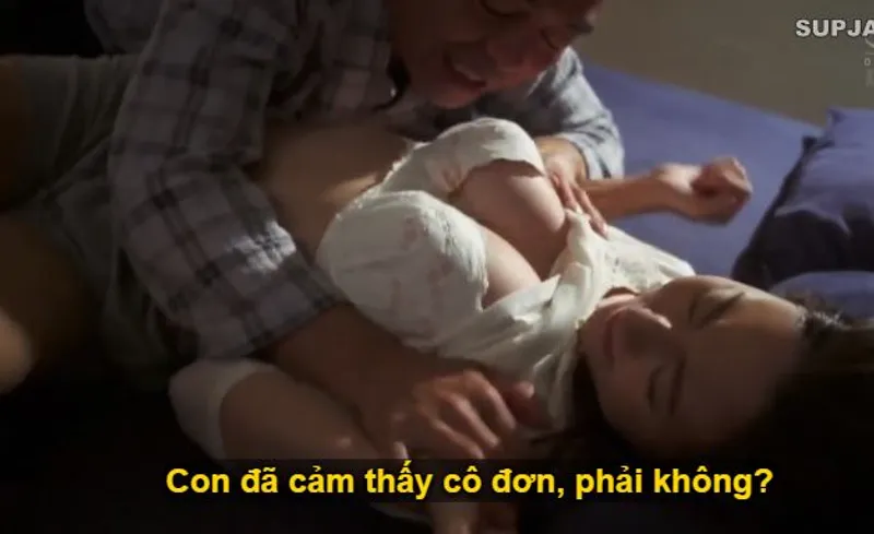 Nhìn con trai mải miên lao đầu vào việc làm, khiến vợ sắp cưới cô đơn thui thủi, ông bố chồng liều lĩnh đè ra địt con dâu.